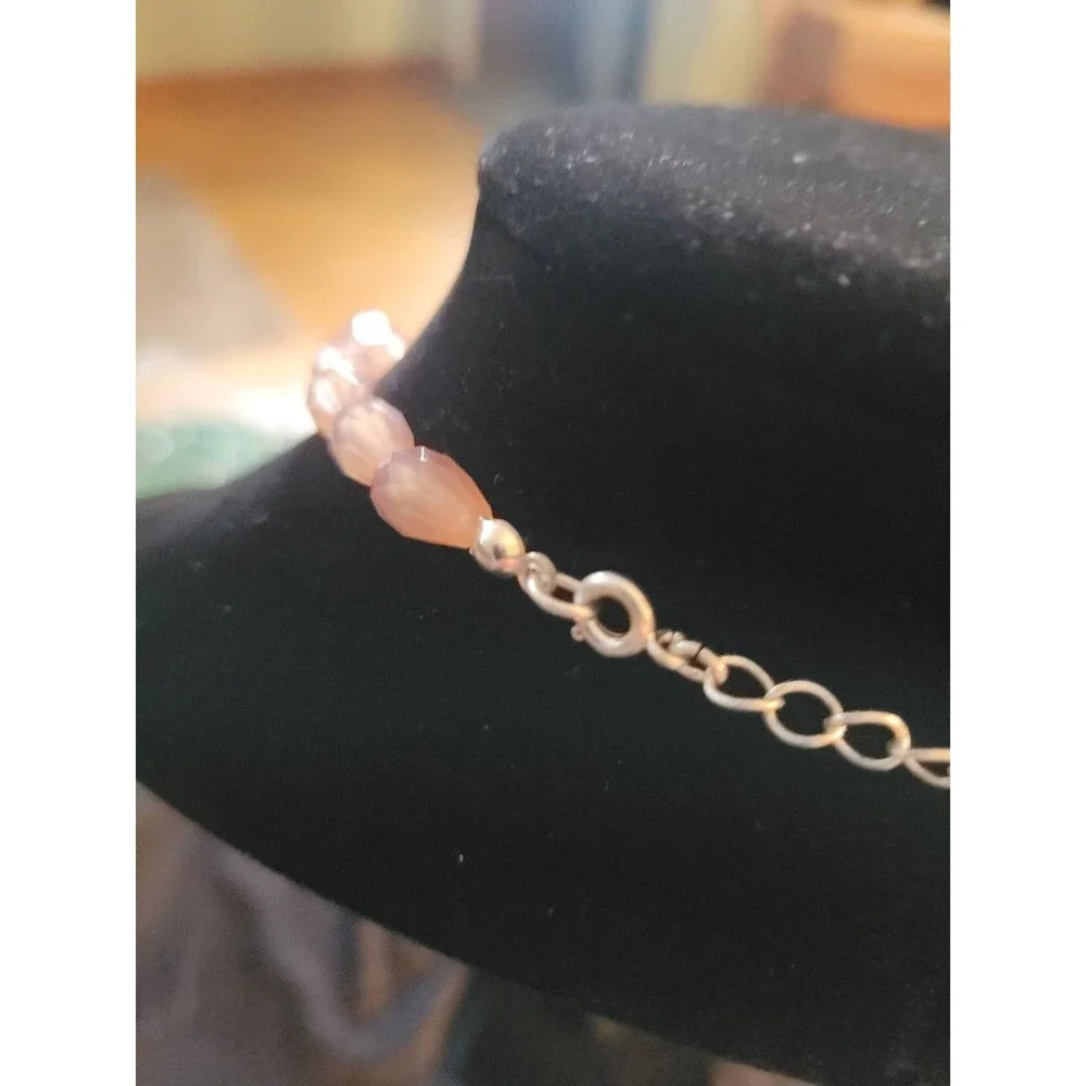 Avon Mark Rock of Ages Peach Faux Coral Bead Necklace  Adjustable - Picture 6 of 6